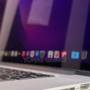 New Laptop Apple MacBook Pro 2015 16GB Intel Core I7 SSD 256GB