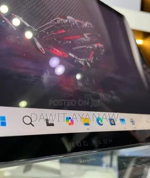 New Laptop Asus ROG Flow X13 GV301R 16GB Intel Core I9 SSD 1T