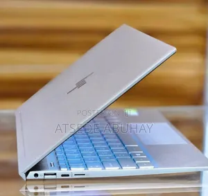 New Laptop HP Envy X360 8GB Intel Core I5 SSD 512GB