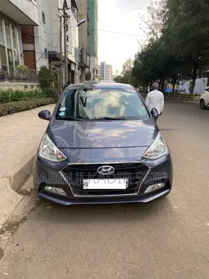 Photo - Hyundai I10 2020 Gray