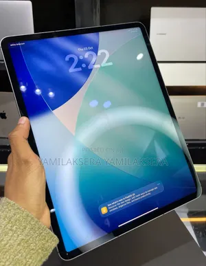 Photo - New Apple iPad Air (2020) 128 GB
