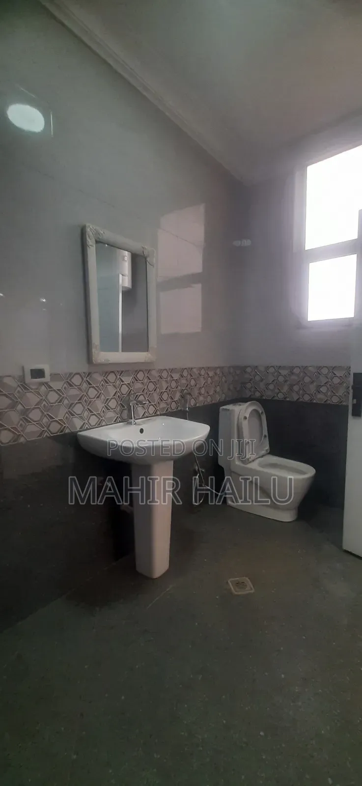 3bdrm Apartment in Real, Bole for rent