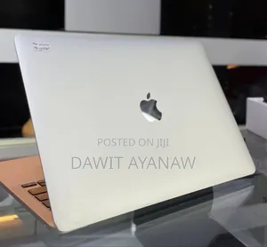 New Laptop Apple MacBook Pro M1 8GB Apple M1 SSD 512GB