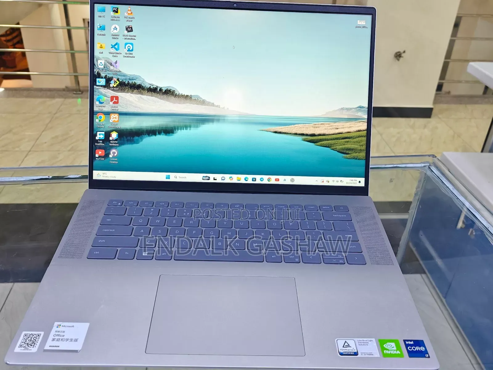 New Laptop Dell Inspiron 16 7630 16GB Intel Core I7 SSD 512GB