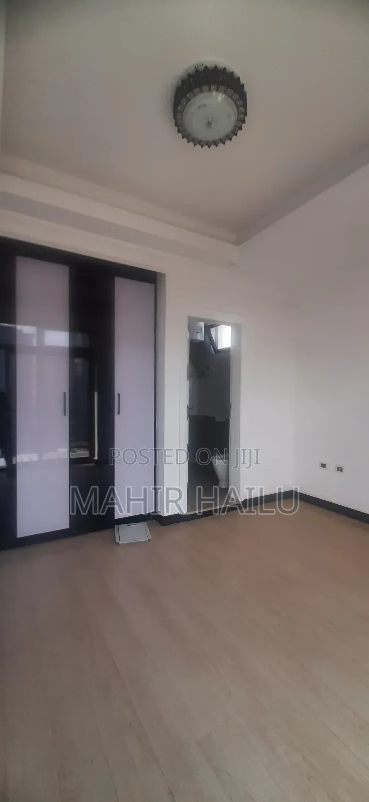 2bdrm Apartment in Real, Bole for sale