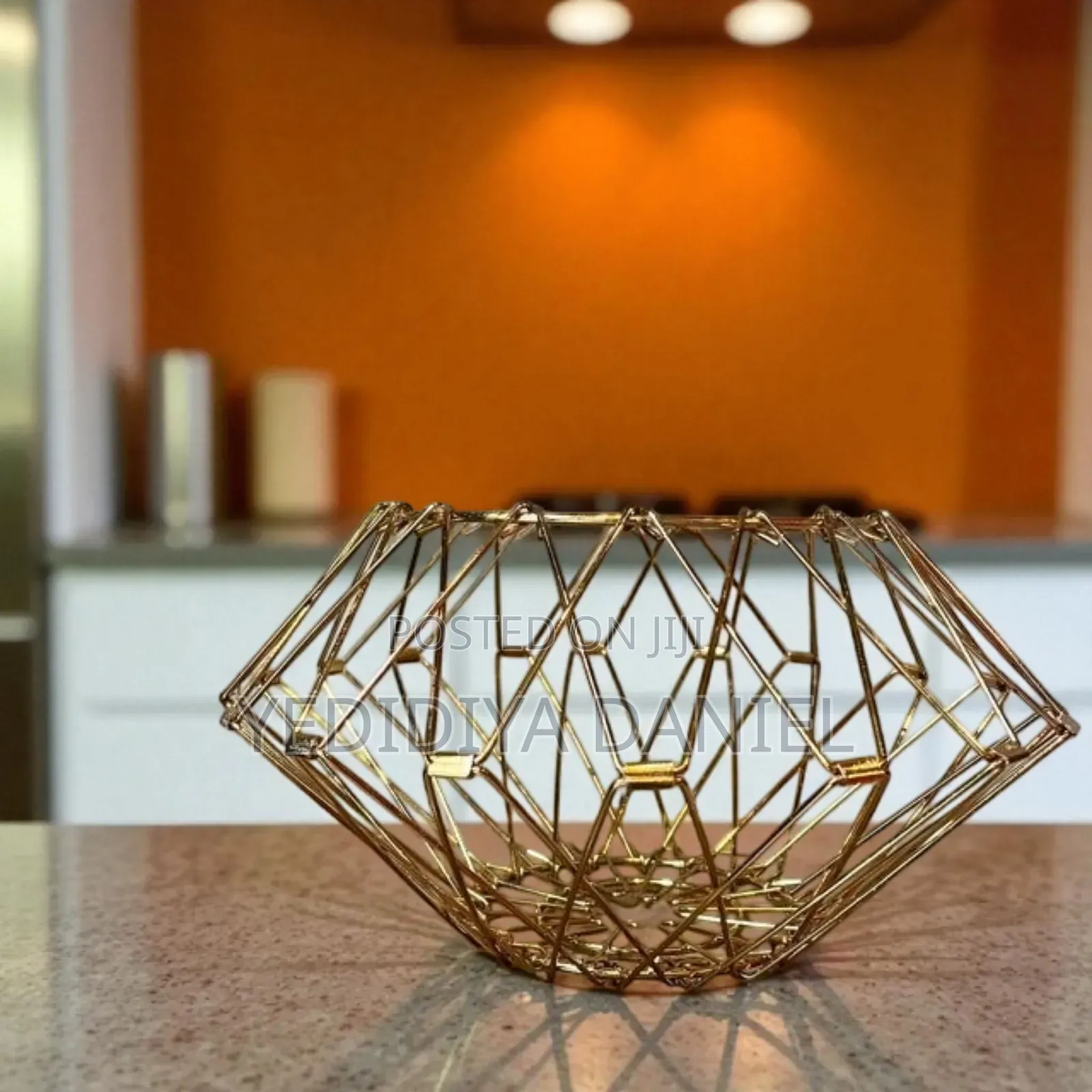 Magic Fruit Vegetable Wire Basket.