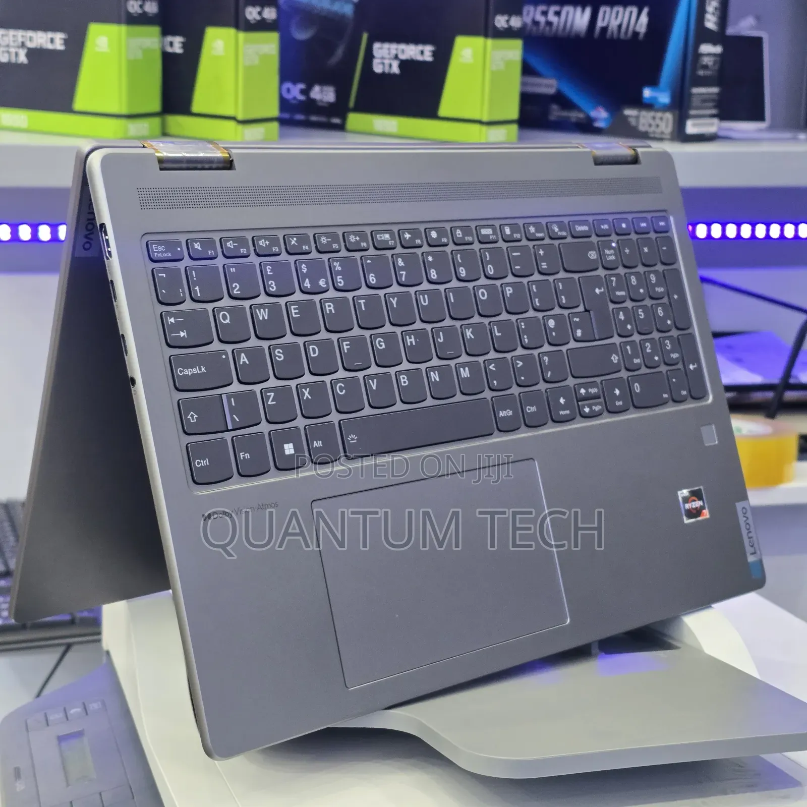 New Laptop Lenovo IdeaPad Yoga 13 16GB AMD Ryzen 7 SSD 512GB