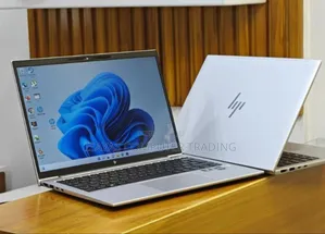 New Laptop HP EliteBook 830 G9 16GB Intel Core I5 SSD 512GB