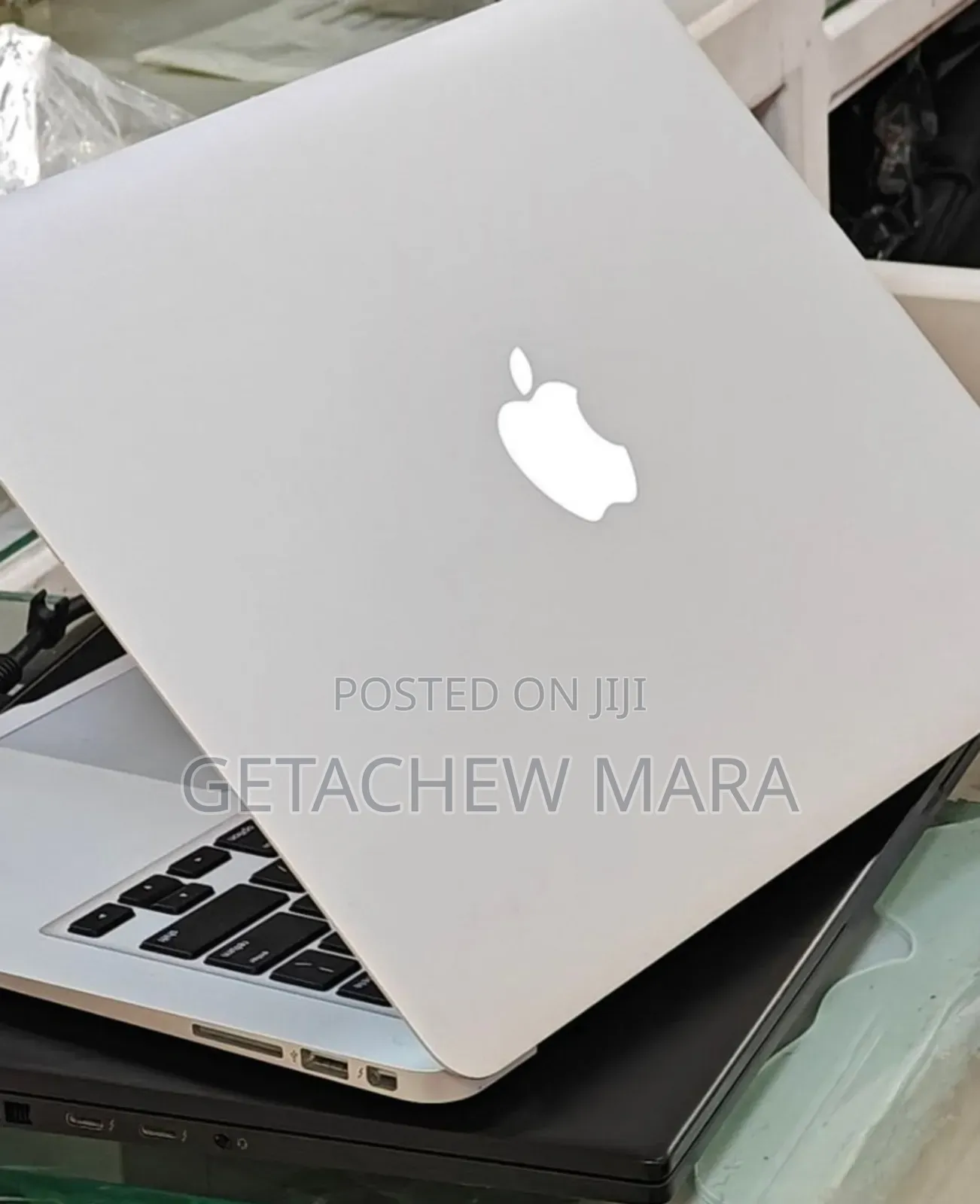 New Laptop Apple MacBook Pro 2017 8GB Intel Core I7 SSD 512GB