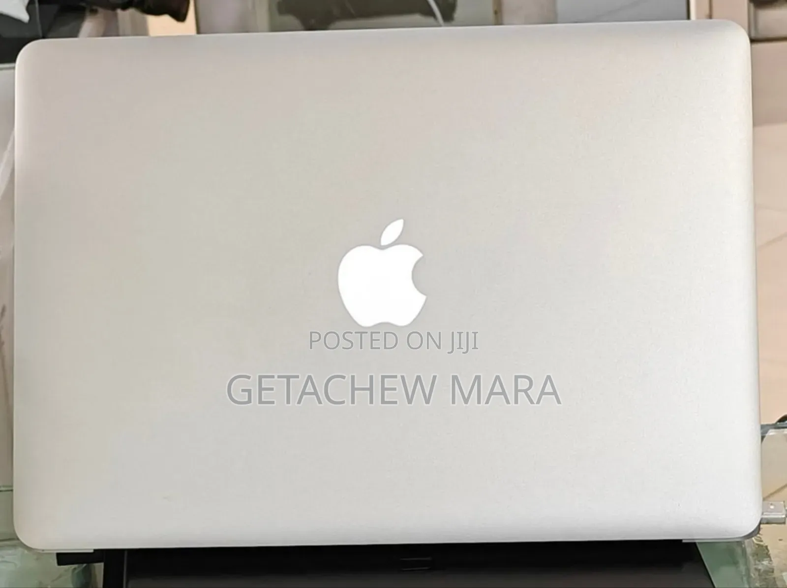 New Laptop Apple MacBook Pro 2017 8GB Intel Core I7 SSD 512GB