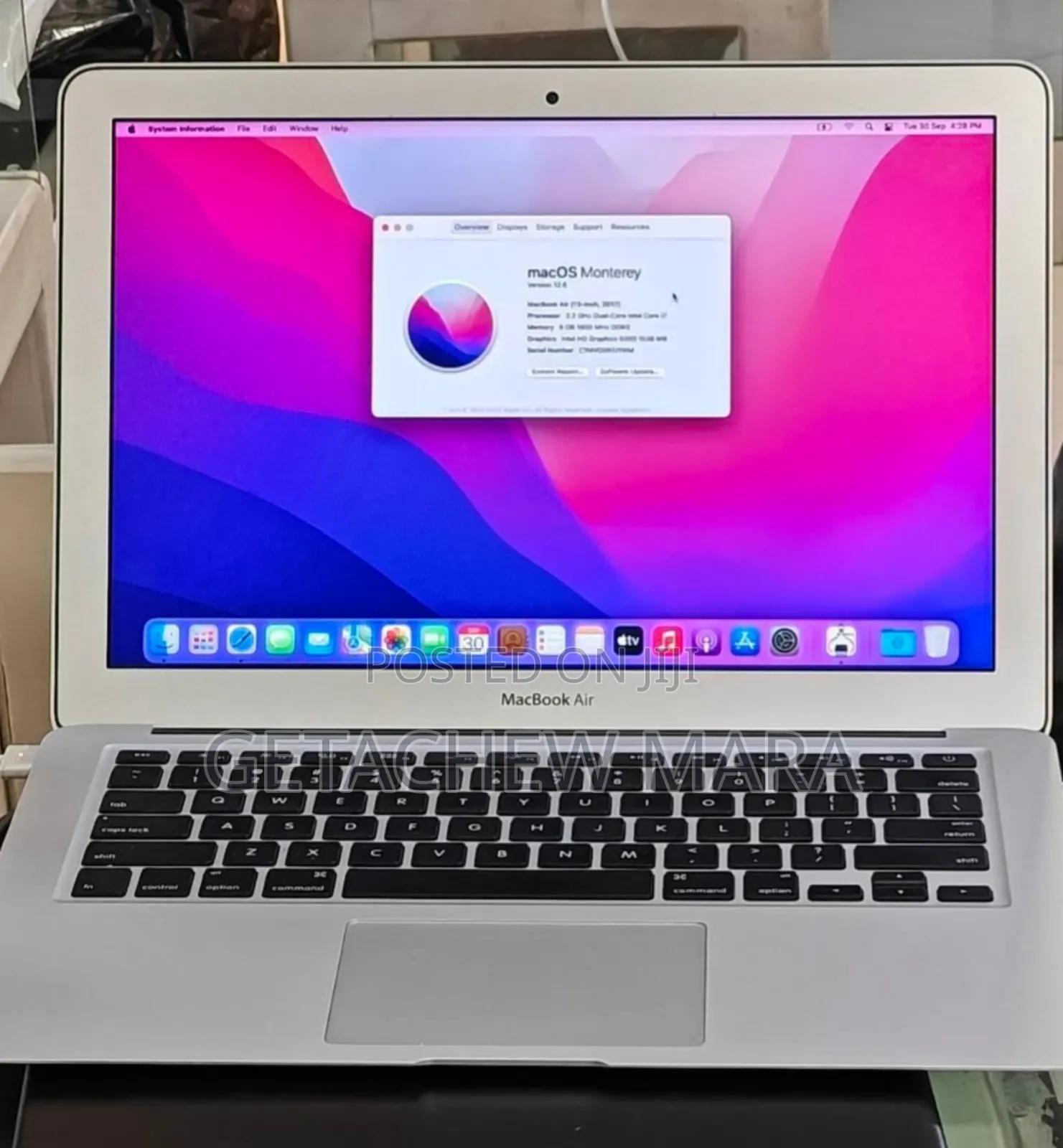 New Laptop Apple MacBook Pro 2017 8GB Intel Core I7 SSD 512GB