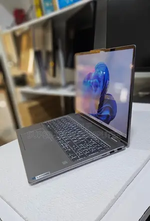 New Laptop Lenovo Yoga 7i 16GB Intel Core I7 SSD 512GB