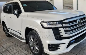 New Toyota Land Cruiser 2023 White