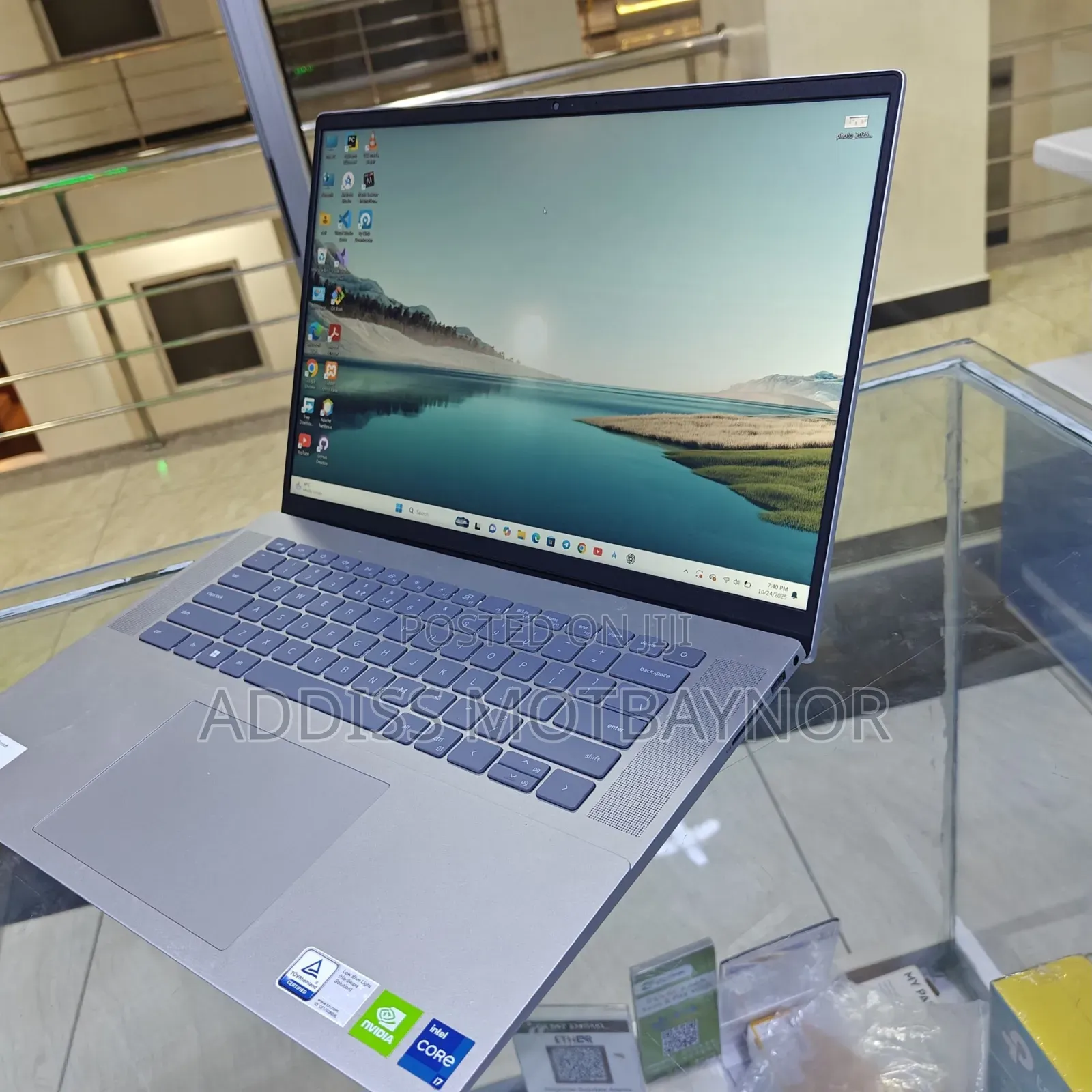 New Laptop Dell Inspiron 15 16GB Intel Core I7 SSD 512GB