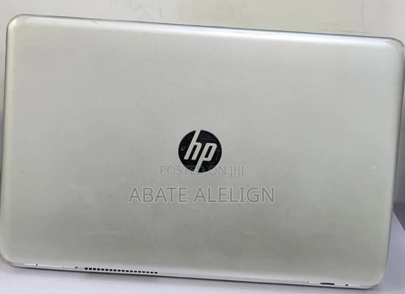 New Laptop HP Pavilion 15 8GB Intel Core i5 SSD 256GB
