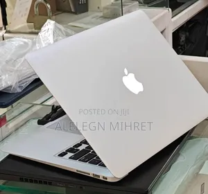 New Laptop Apple MacBook Air 2017 8GB Intel Core I7 SSD 512GB
