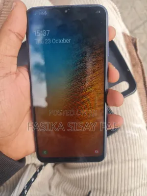 Samsung A10 32 GB Blue