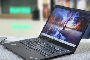Photo - New Laptop Lenovo ThinkPad T14s G4 8GB Intel Core I5 SSD 512GB
