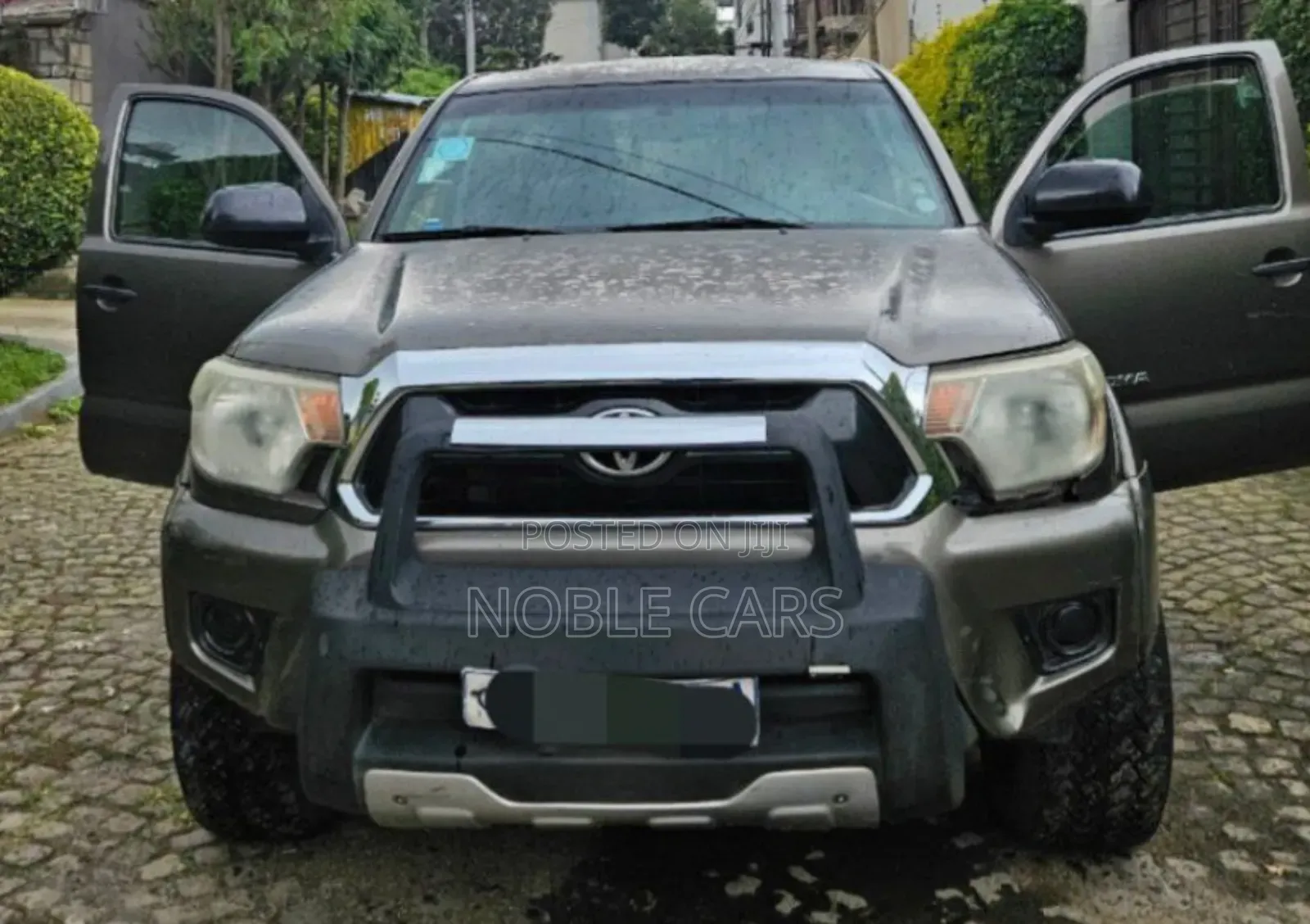 Toyota Tacoma 2012 Gray