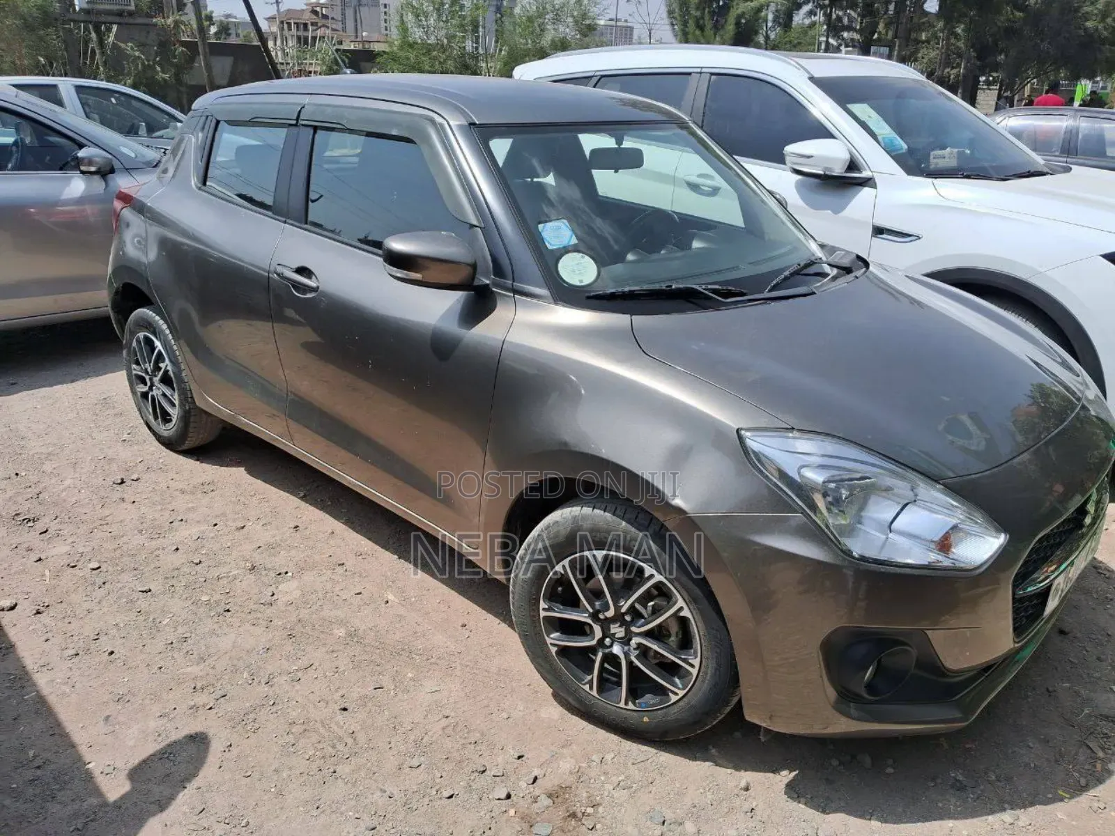 Suzuki Swift 2022 Gray