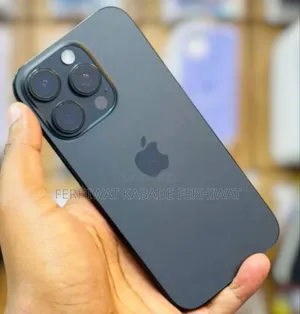 Photo - New Apple iPhone 16 Pro 128 GB Black