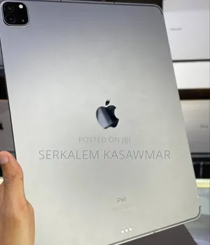 Photo - New Apple iPad Pro 128 GB Gray