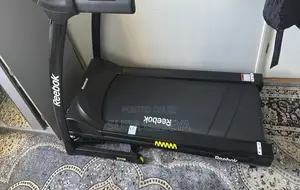 Photo - ዛሬዉኑ ይግዙት እና የግሎ ያድርጉት Home Gym Treadmills