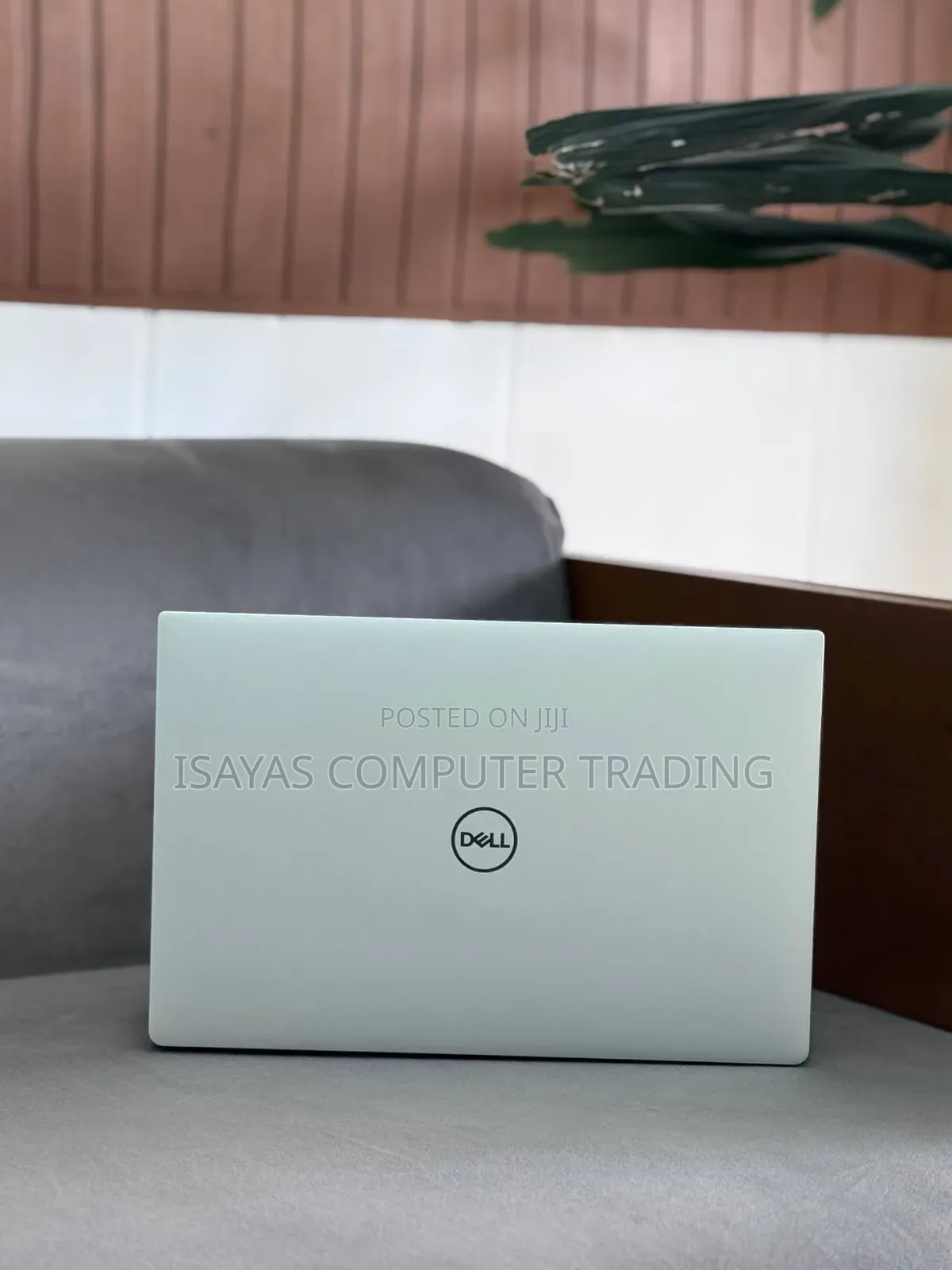 New Laptop Dell XPS 13 8GB Intel Core I7 SSD 512GB