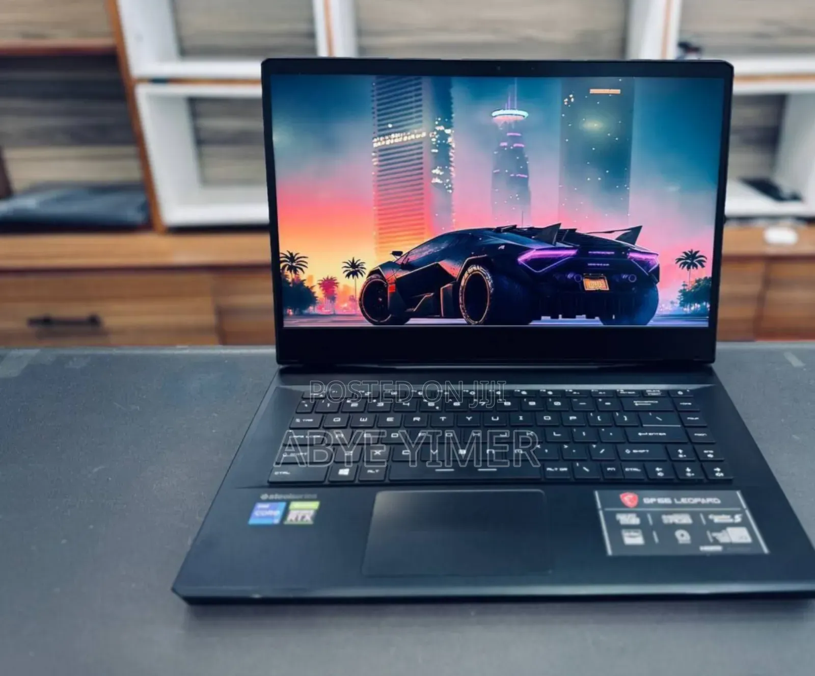 New Laptop MSI GP75 Leopard 16GB Intel Core I7 SSD 1T