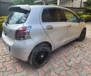 Toyota Yaris 2009 Silver