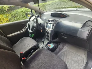 Toyota Yaris 2009 Silver