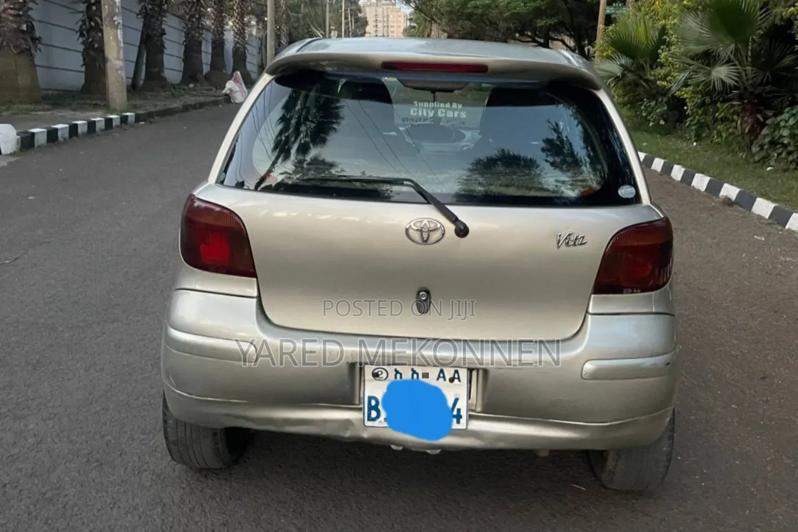 Toyota Vitz 2003 Ivory