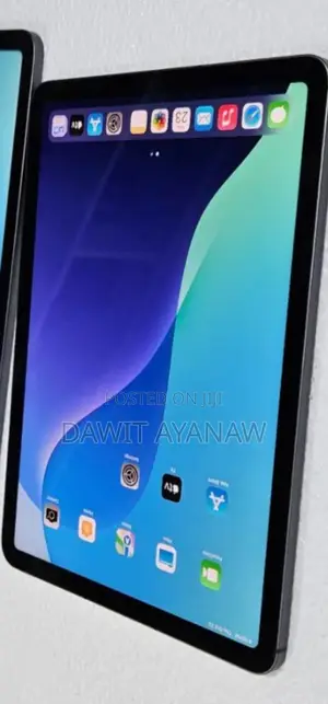 Photo - New Apple iPad Air 64 GB Silver