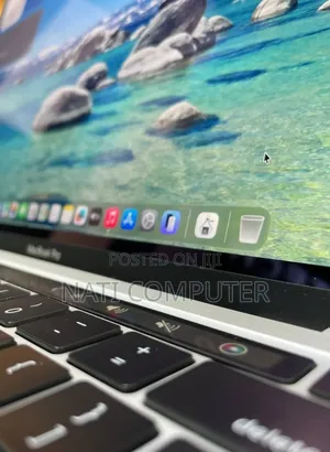 New Laptop Apple MacBook Pro M1 8GB Intel Core I7 SSD 512GB