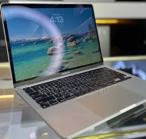 New Laptop Apple MacBook Pro M1 8GB Intel Core I7 SSD 512GB