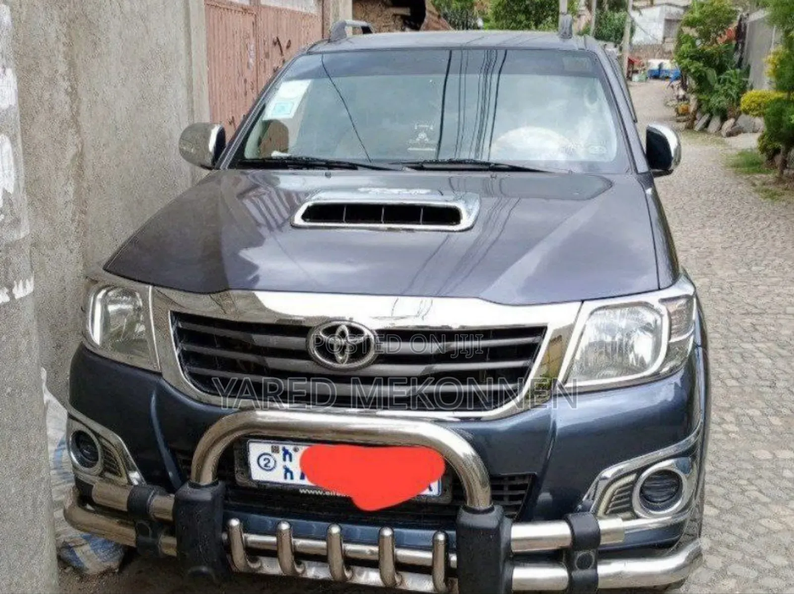 Toyota Hilux 2013 Gray