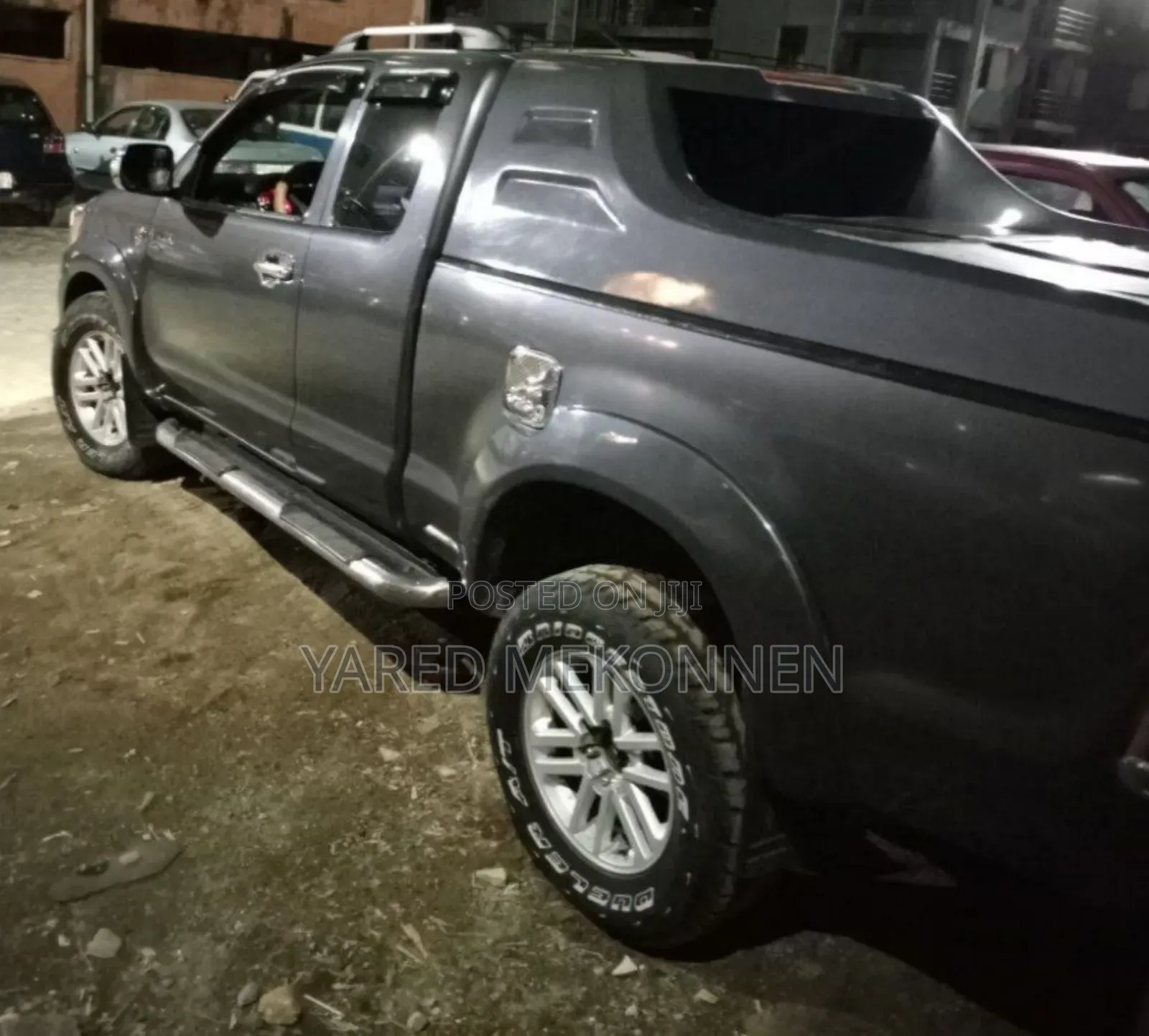 Toyota Hilux 2013 Gray