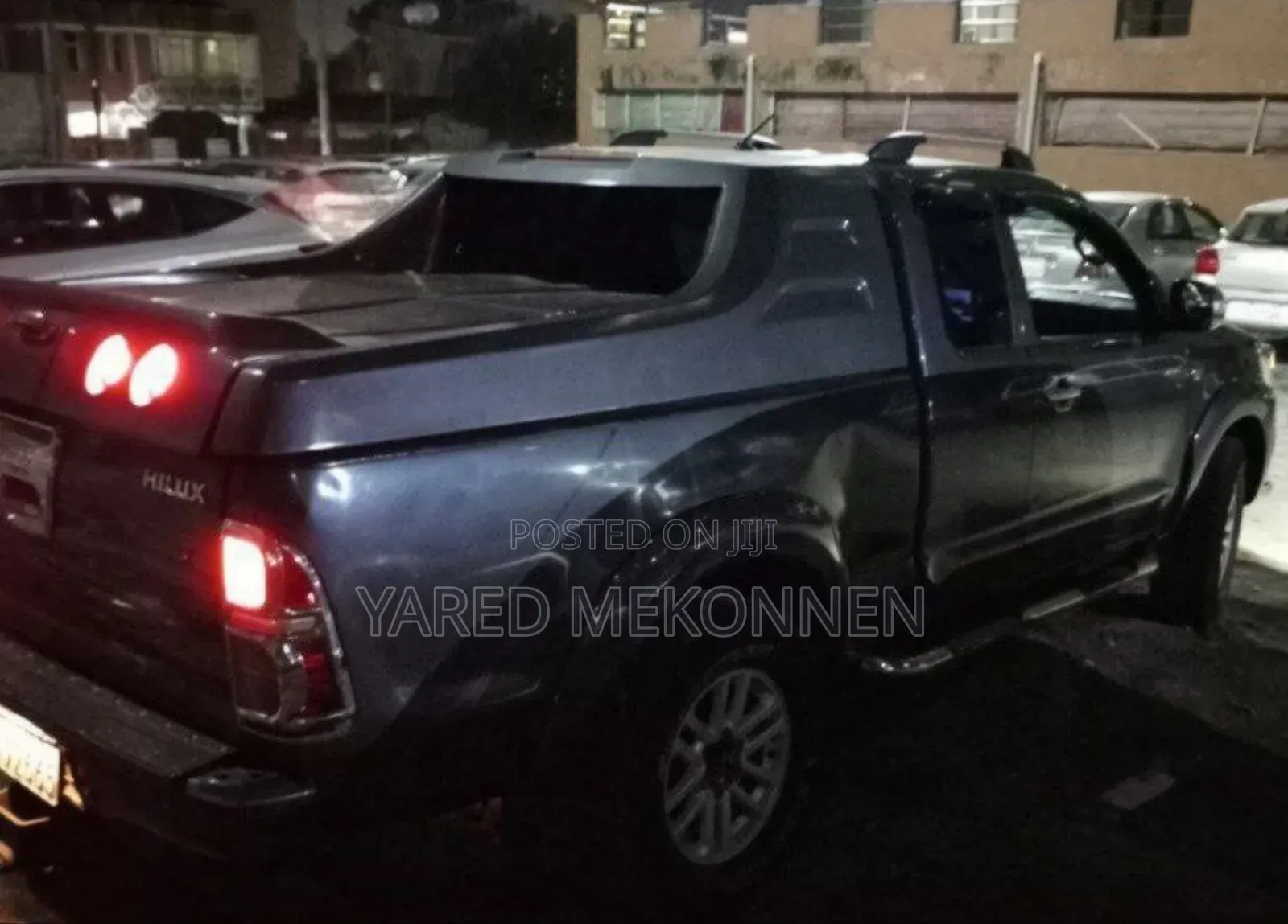 Toyota Hilux 2013 Gray