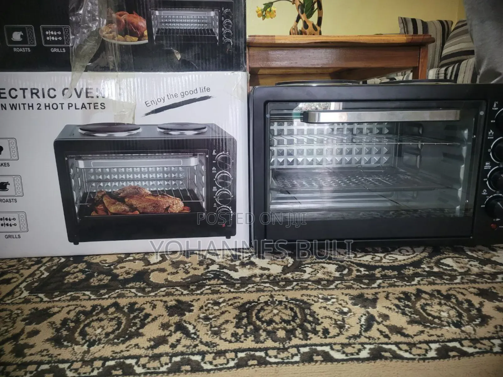 Electric Oven With 2 Hot Plates