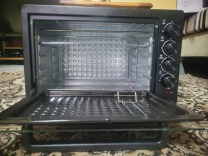 Electric Oven With 2 Hot Plates