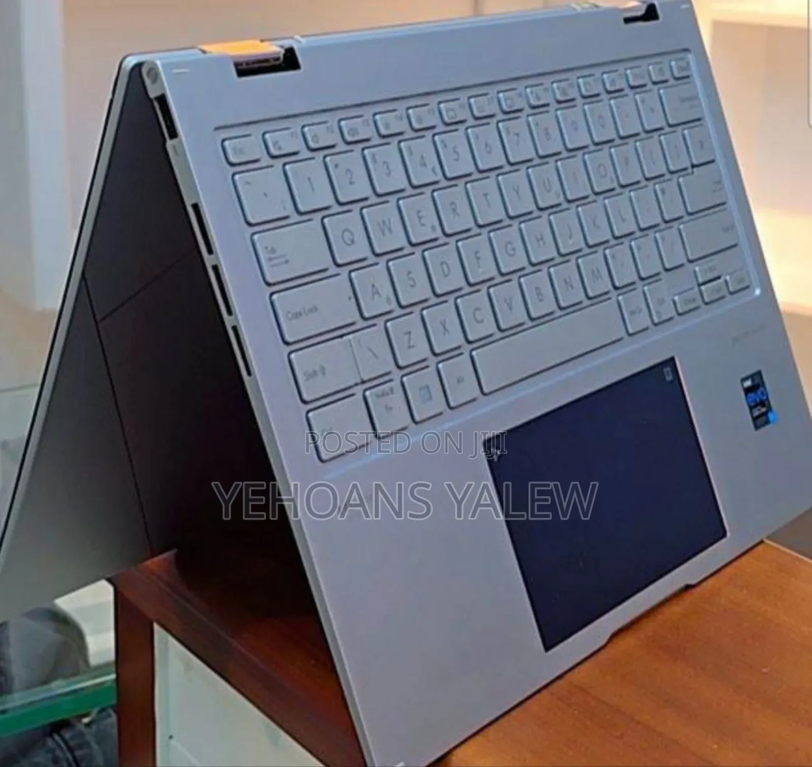 New Laptop Asus ZenBook Flip 14 UX461UN 16GB Intel Core I7 SSD 512GB