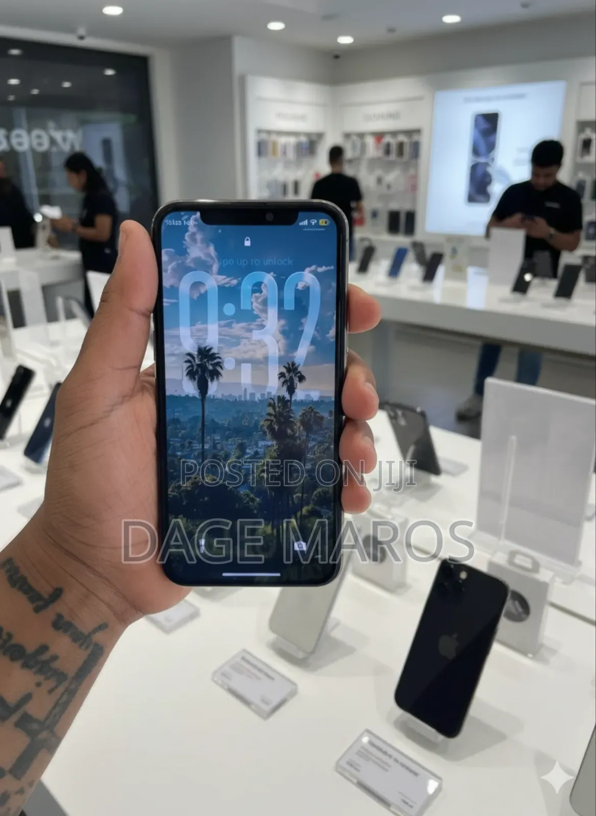 New Apple iPhone 11 Pro 256 GB Gold