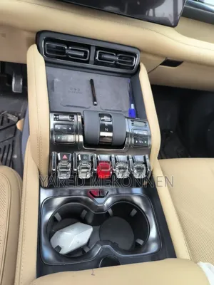 New BYD Leopard 8 2.0 Hybrid AWD 2025 Gray