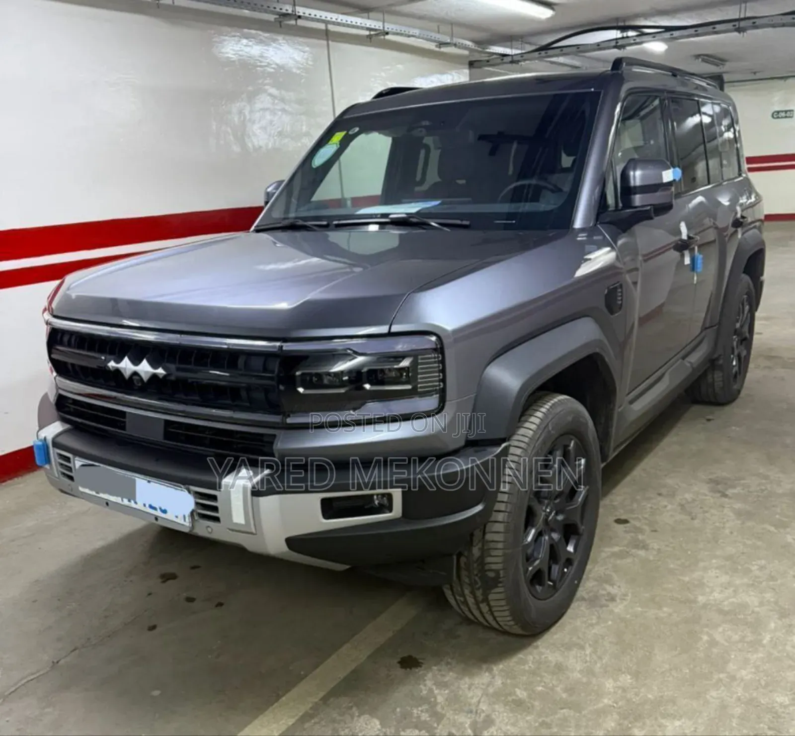 New BYD Leopard 8 2.0 Hybrid AWD 2025 Gray