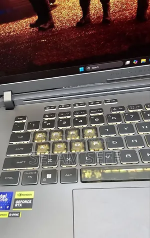 New Laptop Asus ROG Strix G16 G614 32GB Intel Core Ultra 9 SSD 1T