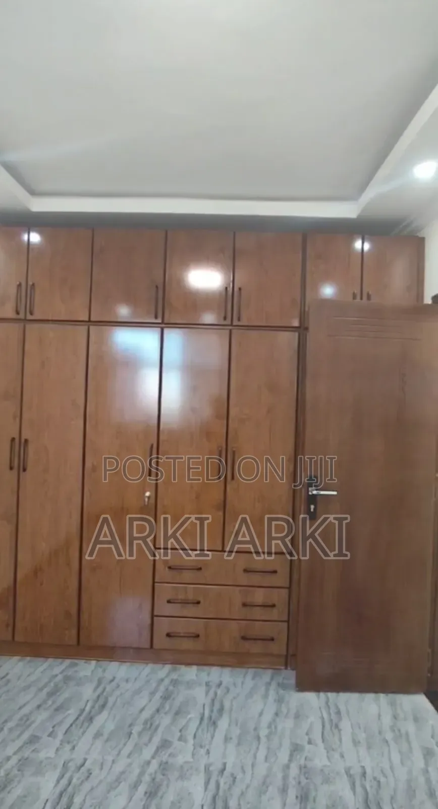 2bdrm Condo in መሪ ሎቄ 40/60 ባለ ሁለት, Bole for sale