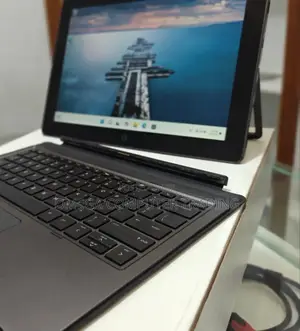 New Laptop HP X2 8GB Intel Core i5 SSD 256GB