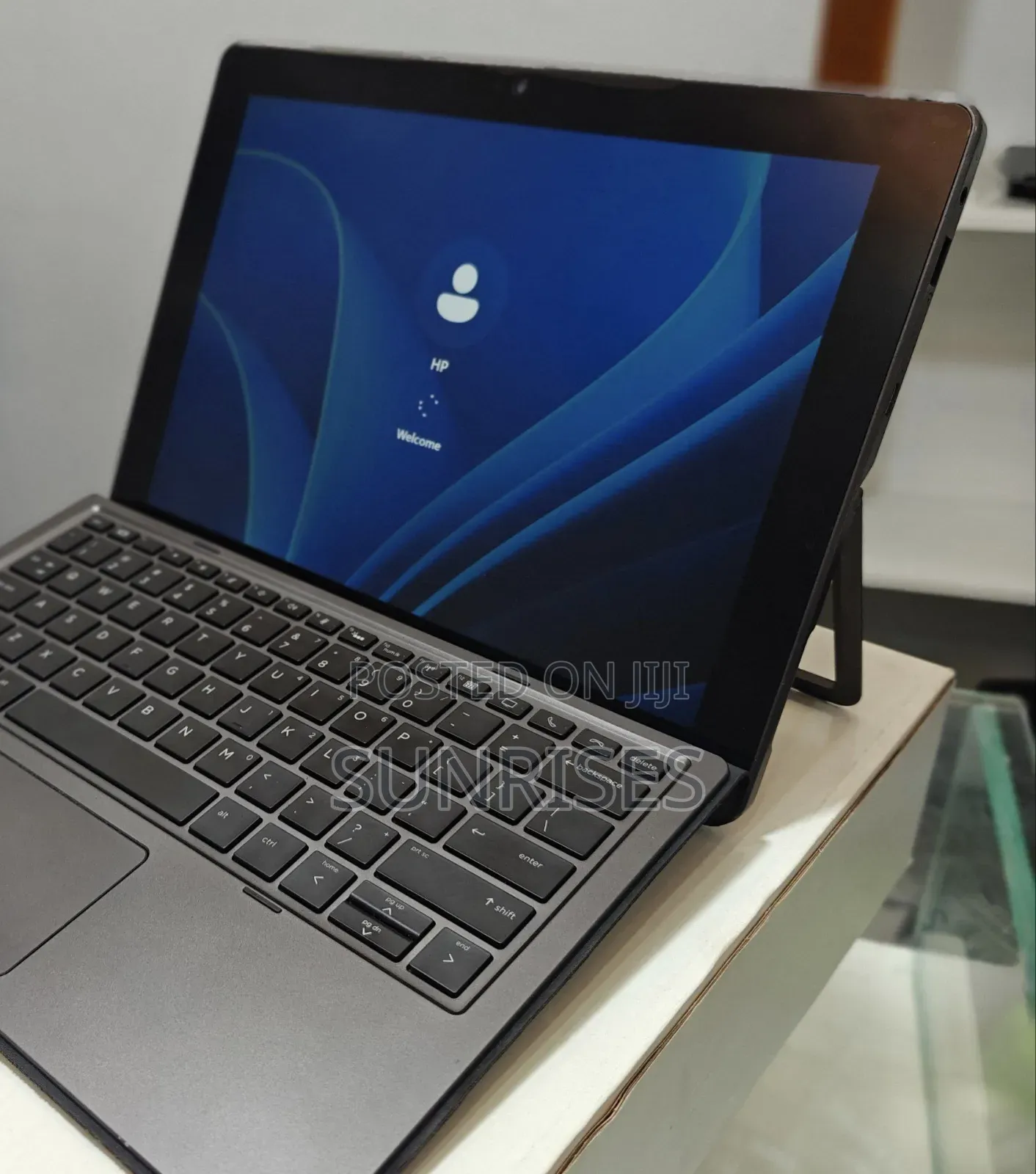 New Laptop HP X2 8GB Intel Core I5 SSD 256GB