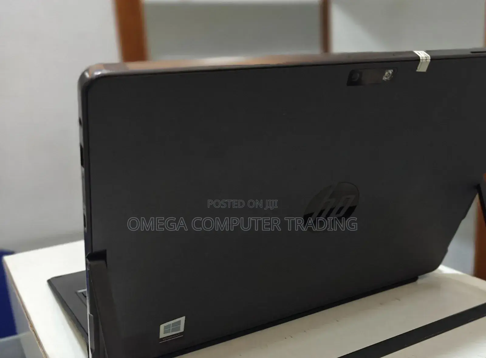 New Laptop HP X2 8GB Intel Core i5 SSD 256GB