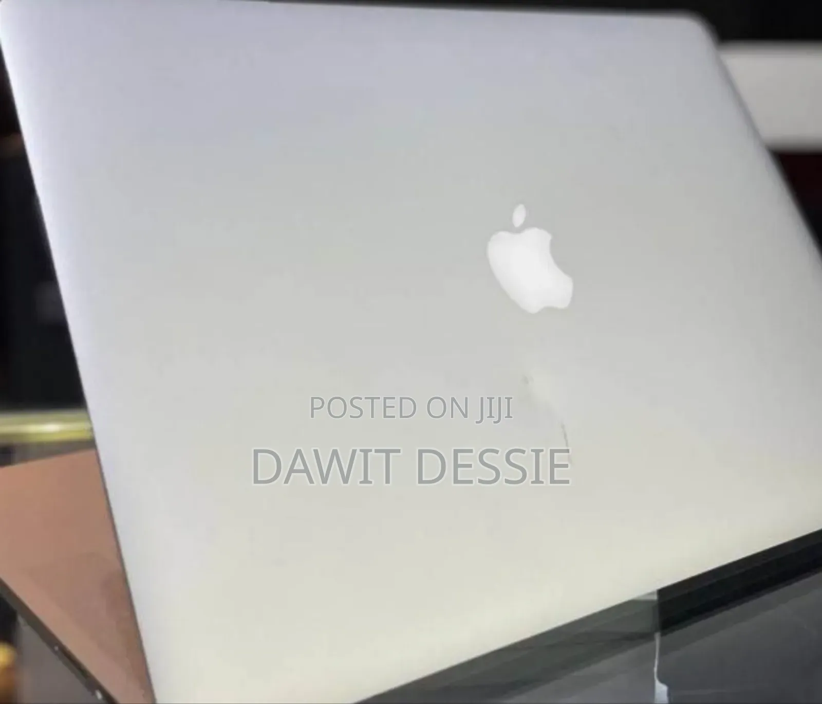 New Apple MacBook Air 2025 M4 15-Inch 16GB Intel Core I7 SSD 256GB